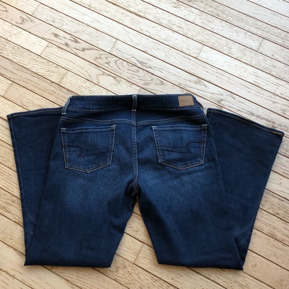 American Eagle Jeans - Picture 3 of 9